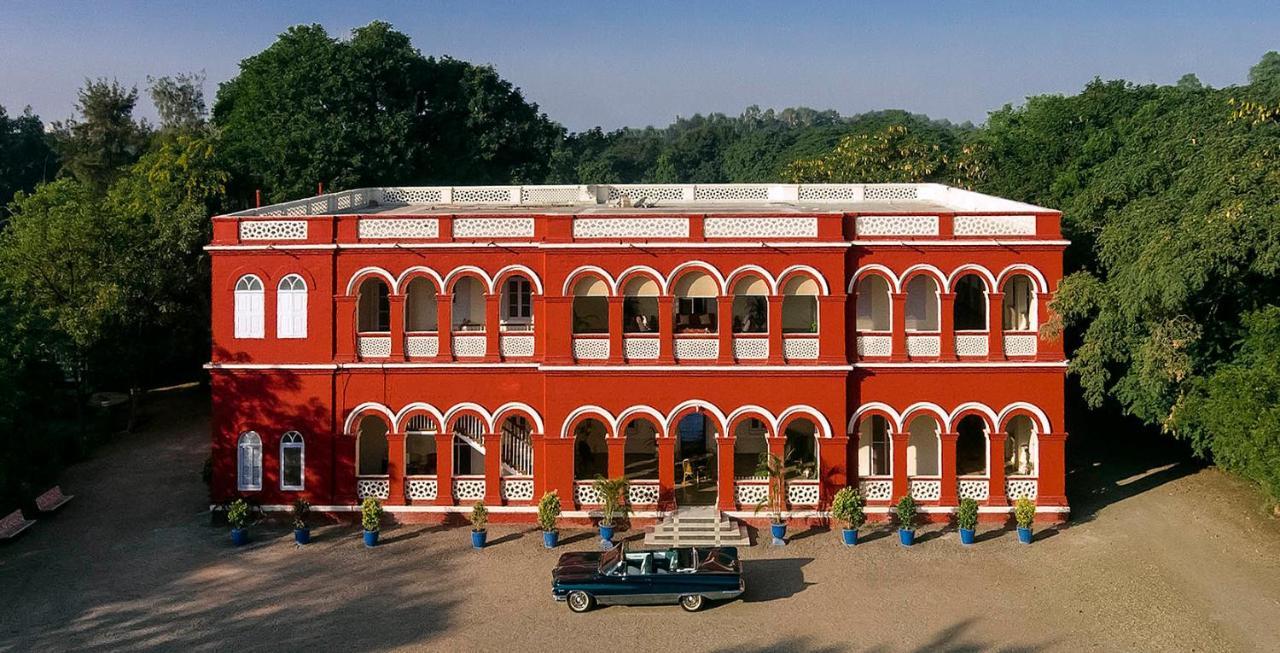 Orchard Palace Gondal Buitenkant foto